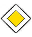 ГЛАВНАЯ ДОРОГА – Дорожный знак по ГОСТ Р52290-2004 с двойной отбортовкой